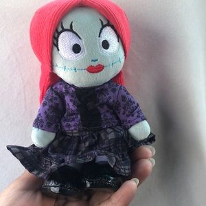 Disney Nuimos Nightmare Before Christmas Sally